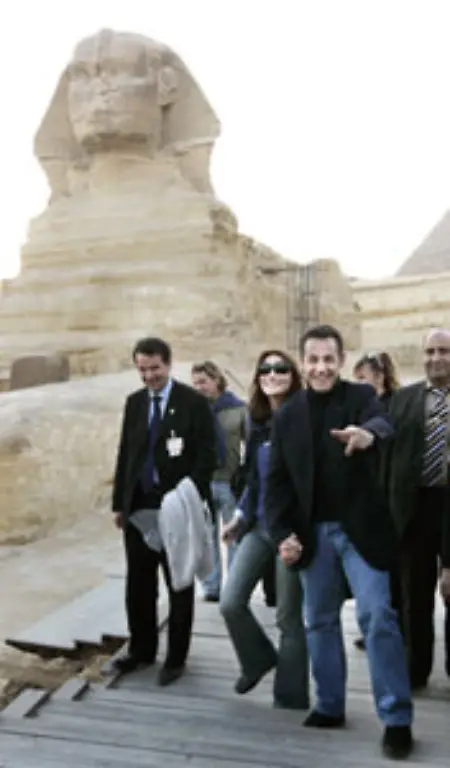 Sogar-fuer-die-Sphinx-ist-ihre-Beziehung-kein-Raetsel