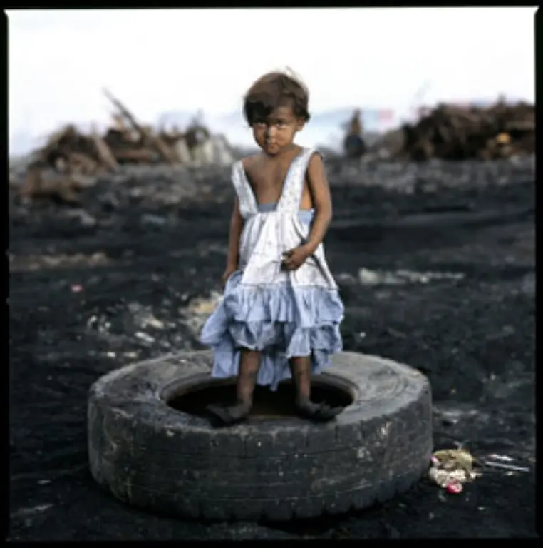 Die-Muellkippe-Aroma-Smokey-Mountain-in-der-philippinischen-Hauptstadt-Manila