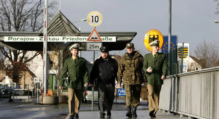 Erster-Schauplatz-der-Feiern-ist-ein-anderes-Drei-Laender-Eck-das-deutsch-polnisch-tschechische-bei-Zittau