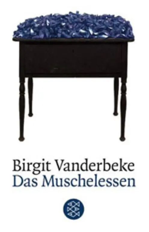 Ebenfalls-eine-grossartige-Vatergeschichte-ist-Birgit-Vanderbekes-Muschelessen-Eine-Familie-wartet-auf-den-Vater-und-waehrend-die-Muscheln-immer-fieser-werden-kommt-es-nach-und-nach-zu-einer-gnadenlosen-Abrechnung-Erschienen-im-Fischer-Verlag-7-95-Euro