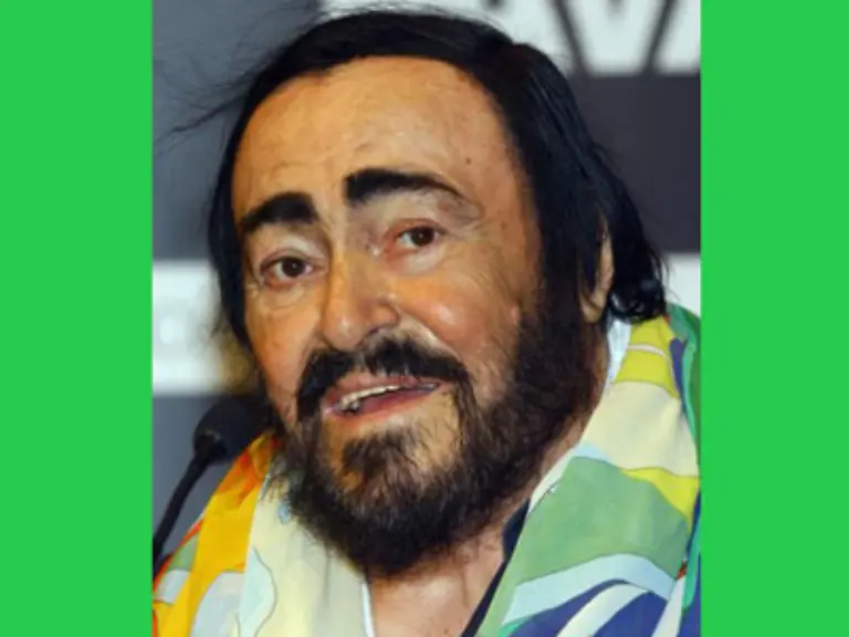 Luciano-Pavarotti-Am-6-September-fiel-sein-letzter-Vorhang-Er-starb-mit-71-und-hinterlaesst-Kinder-Witwen-und-Fans-voller-Trauer