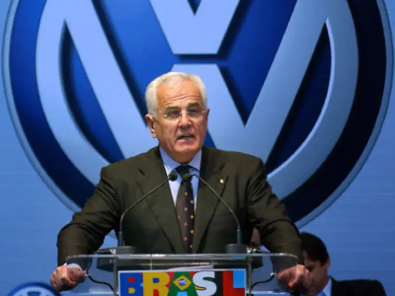 Hinzu-kommt-eine-Geldstrafe-von-360-Tagessaetzen-fuer-den-ehemaligen-Personalvorstand-Peanuts-wuerden-wir-mal-sagen