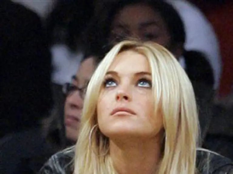 Lindsay-Lohan-musste-dieses-Jahr-lernen-dass-sie-sich-und-ihren-Drogenkonsum-in-den-Griff-bekommen-muss