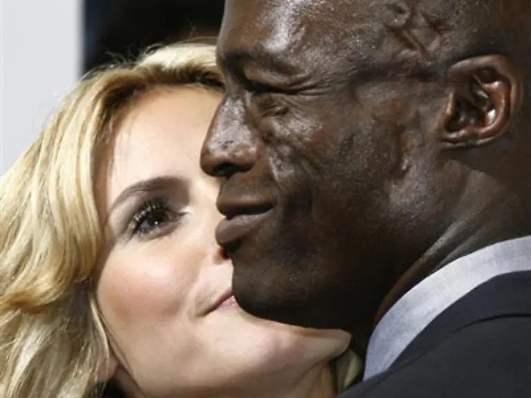 Und-dass-Seal-gut-bestueckt-ist-Zitat-Ich-sah-das-ganze-Paket-als-er-in-Radlerhose-durch-eine-Hotellobby-schritt