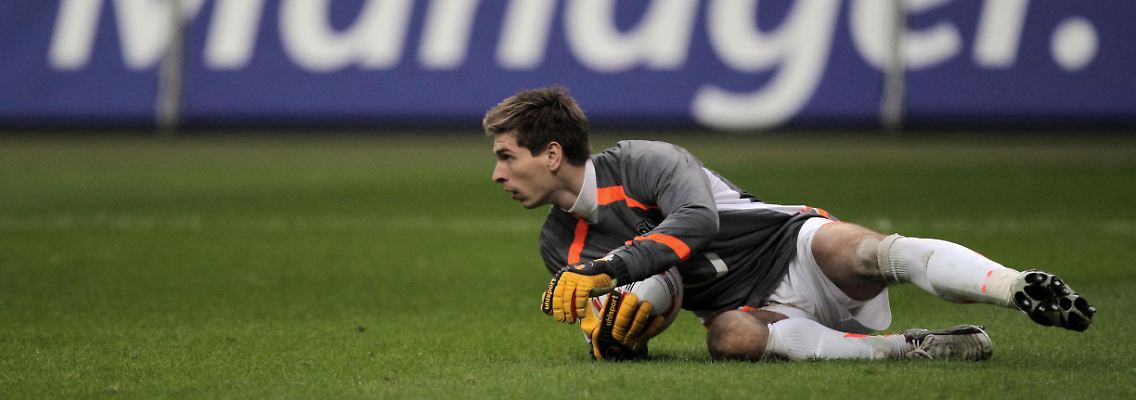 Zurück zwischen den Pfosten: Ron-Robert Zieler.