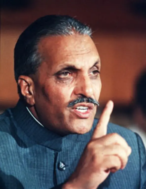 Der-Militaerdiktator-Zia-ul-Haq-liess-ihn-unter-Arrest-stellen