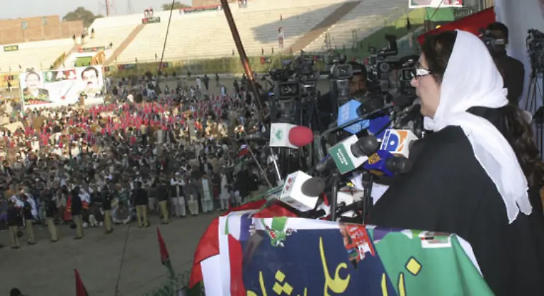 als-erste-Frau-in-einem-muslimischen-Staat