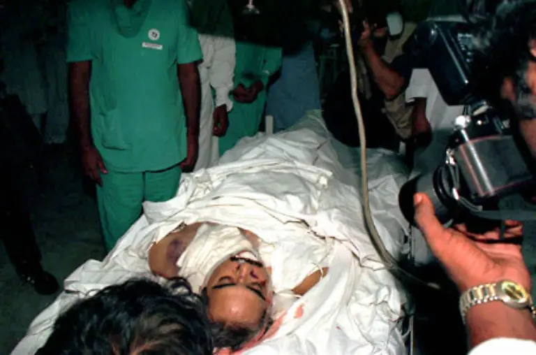 Bereits-ihre-zwei-Brueder-waren-unter-mysterioesen-Umstaenden-gestorben