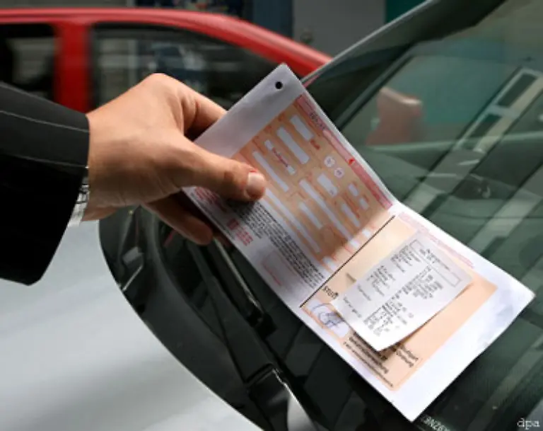 So-billig-kommt-man-heute-nicht-mehr-davon-Inzwischen-sind-die-Bussgelder-deutlich-gestiegen-ein-Eintrag-ins-VZR-wird-ab-einer-Strafe-von-40-Euro-faellig