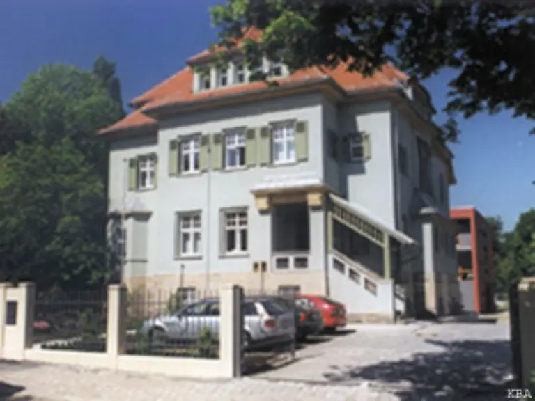 Entsprechend-sorgfaeltig-wird-man-auch-im-Kraftfahrt-Bundesamt-in-Flensburg-oder-in-der-Aussenstelle-Dresden