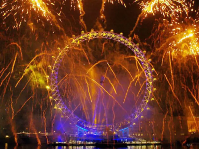 eines-vom-London-Eye-dem-Riesenrad-an-der-Themse