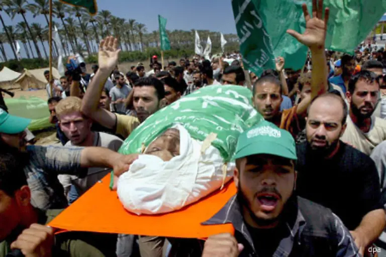 unter-ihnen-viele-Kinder