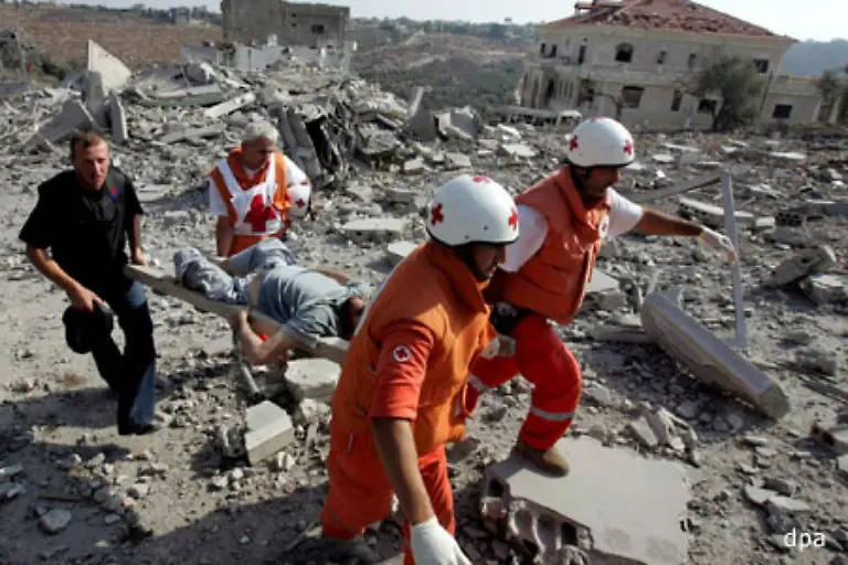 Ueber-50-Menschen-sollen-dabei-ums-Leben-gekommen-sein-darunter-37-Kinder-und-Jugendliche-Die-genauer-Zahl-der-Opfer-bleibt-jedoch-unklar