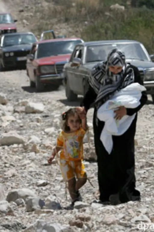 Israel-setzt-fuer-48-Stunden-groesstenteils-seine-Luftangriffe-aus-Das-Militaer-wolle-mit-der-Angriffs-Pause-den-Bewohnern-des-Suedlibanon-die-Flucht-ermoeglichen