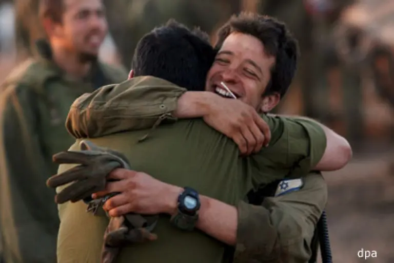 Seit-dem-14-August-2006-schweigen-die-Waffen