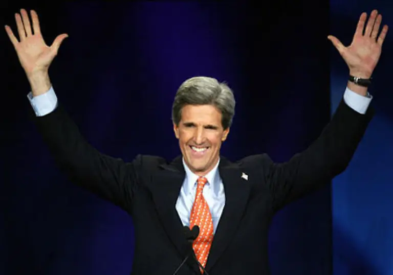Doch-in-Iowa-und-New-Hampshire-setzte-sich-John-Kerry-durch-Die-Sache-ist-zu-einer-Art-selbst-erfuellender-Prophezeiung-geworden-Weil-Iowa-und-New-Hampshire-angeblich-so-entscheidend-sind