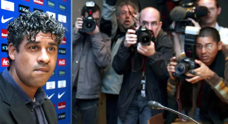 Auch-van-Bastens-Landsmann-Frank-Rijkaard-steht-offenbar-auf-der-Wunschliste-Rijkaard-gewann-zwar-schon-die-Champions-League-mit-dem-FC-Barcelona-doch-zurzeit-steht-er-beim-spanischen-Renommierklub-in-der-Schusslinie