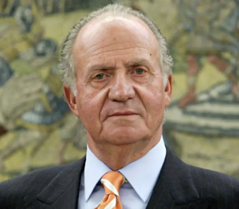 Spaniens-Koenig-Juan-Carlos-erlebt-bewegte-Zeiten-Der-Monarch-der-am-5-Januar-70-Jahre-alt-wird-war-in-den-vergangenen-Monaten-haeufiger-in-den-Schlagzeilen-als-ihm-recht-gewesen-sein-duerfte