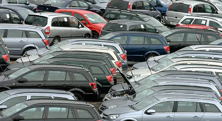 Das-kommende-Jahr-verspricht-viel-Spannung-fuer-Auto-Enthusiasten-Ob-auch-der-Normal-Verbraucher-gute-bezahlbare-und-vor-allem-zukunftssichere-Modelle-findet-bleibt-abzuwarten
