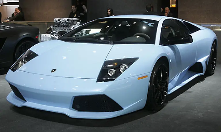 Was-fuer-ein-Auto-Aber-was-fuer-eine-Farbe-Der-Lamborghini-Murcielago-LP640-Coup-ist-eigentlich-ein-Traum-Vielleicht-deshalb-das-zarte-Himmelblau-Den-Murcielago-wird-es-auch-als-Roadster-geben