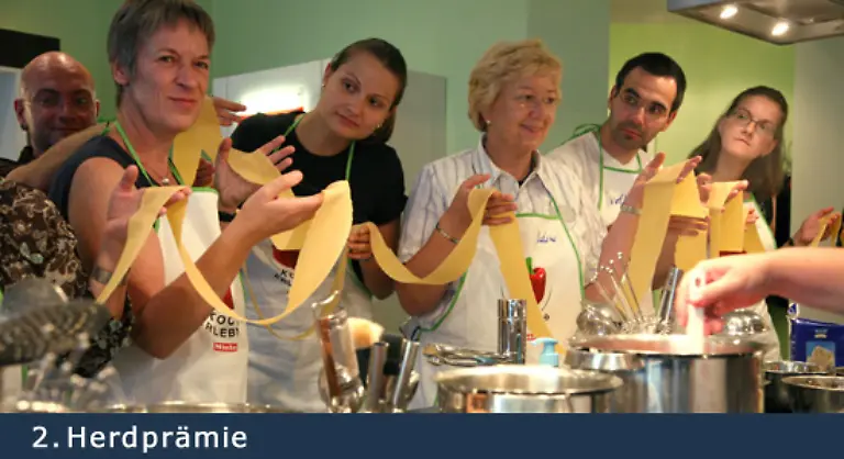 Auf-dem-zweiten-Rang-das-schon-angekuendigte-Dj-vu-Die-Praemie-steht-laut-GfdS-fuer-die-aktuelle-innenpolitische-Diskussion-um-den-Ausbau-von-Kinderkrippen-und-um-das-Betreuungsgeld-fuer-Eltern-die-ihre-Kinder-zu-Hause-erziehen