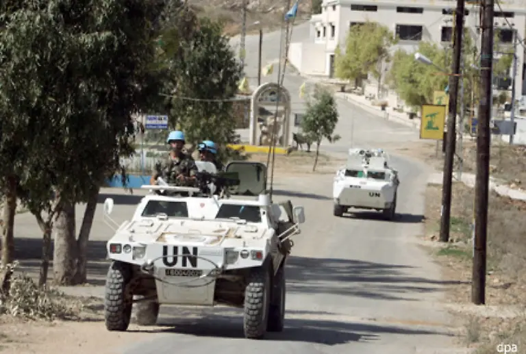 Nach-dem-Ende-der-Kaempfe-entsandten-die-Vereinten-Nationen-die-UNIFIL-Truppe-die-die-Einhaltung-des-Waffenstillstands-kontrollieren-soll