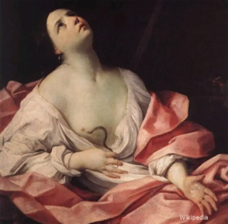 starb-an-dem-Biss-einer-Uraeusschlange-Das-zumindest-ist-von-antiken-Autoren-ueberliefert-Gefunden-wurde-das-todbringende-Tier-nie-Und-so-ist-auch-diese-Geschichte-ein-Mythos-der-sich-um-die-Schlange-rankt