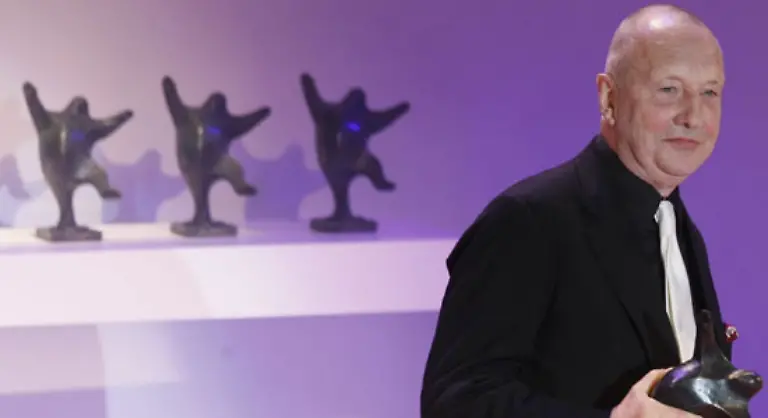 Der-Kuenstler-der-1938-als-Georg-Kern-in-Deutschbaselitz-in-der-Oberlausitz-geboren-wurde-und-dort-aufwuchs