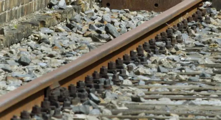 Zum-Anhalter-Bahnhof-ist-es-nicht-weit-er-ist-nur-eine-S-Bahn-Station-vom-Potsdamer-Platz-entfernt