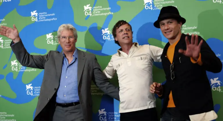 Todd-Haynes-Mitte-der-bei-dem-Film-Regie-fuehrte-wuerdigte-Ledger-als