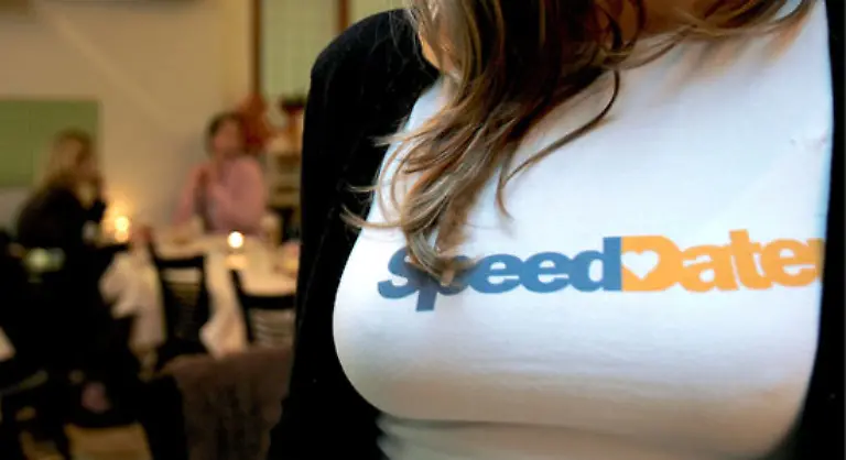 Stattdessen-schluepfen-sie-selbst-in-die-Eroberungsrolle-und