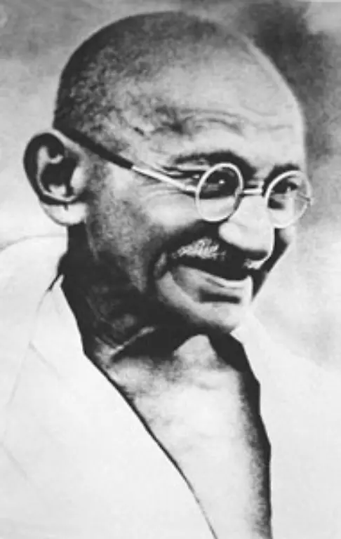 Am-30-Januar-1948-wird-Mahatma-sanskrit-fuer-grosse-Seele-Gandhi-ermordet