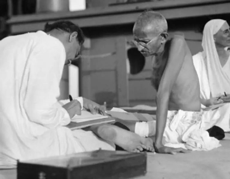 Der-Friedensnobelpreis-fuer-den-Gandhi-1948-nominiert-ist-wird-nach-dem-Attentat-gar-nicht-vergeben