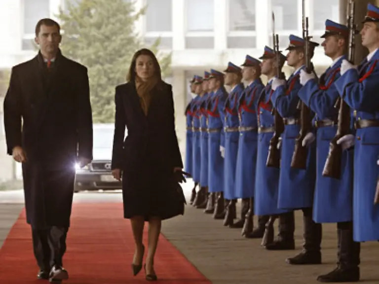 Mit-einem-Schmunzeln-antwortete-der-Monarch-Kronprinz-zu-sein-heisst-sich-darauf-vorzubereiten-Koenig-zu-werden