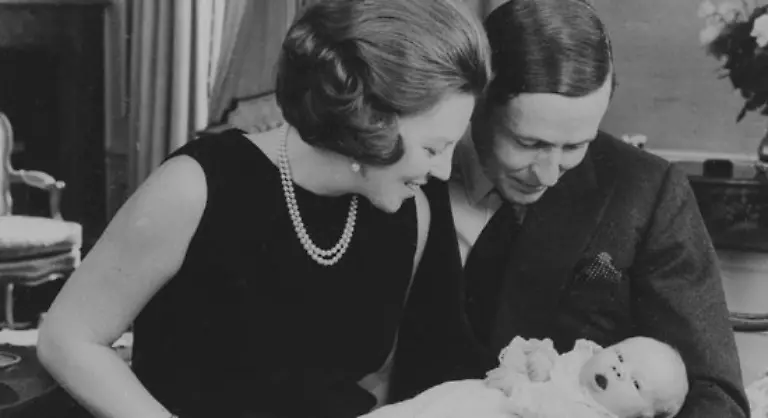 dafuer-arbeitet-die-Mutter-dreier-Soehne