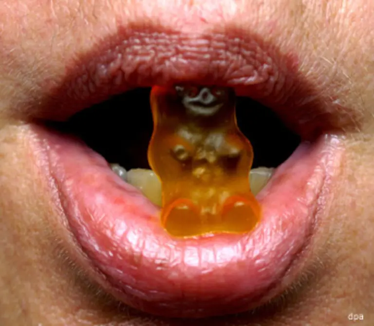 Und-noch-einen-Nebeneffekt-hat-Gelatine-auch-in-Gummibaerchen-vorhanden-Es-verringert-Haarausfall