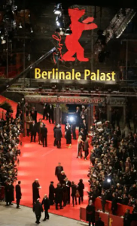Am-Abend-wollten-die-Stones-und-Scorsese-gemeinsam-mit-Festivaldirektor-Dieter-Kosslick-in-den-Berlinale-Palast-am-Potsdamer-Platz-einziehen-um-mit-rund-2000-Gaesten-die-Filmpremiere-zu-feiern