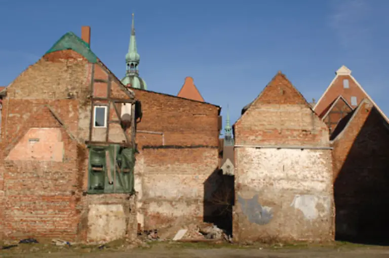 Auch-Mecklenburg-Vorpommern-hat-seit-2006-einen-ausgeglichenen-Haushalt-Noch-liegt-die-Pro-Kopf-Verschuldung-bei-6316-Euro