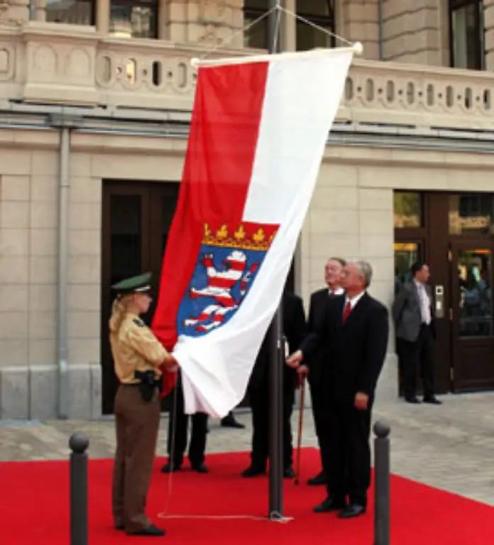 und-Hessen-Aus-Wiesbaden-flossen-im-letzten-Jahr-3-165-Mrd-Euro-in-die-Ausgleichskasse-Dabei-ist-die-Haushaltslage-weniger-glaenzend