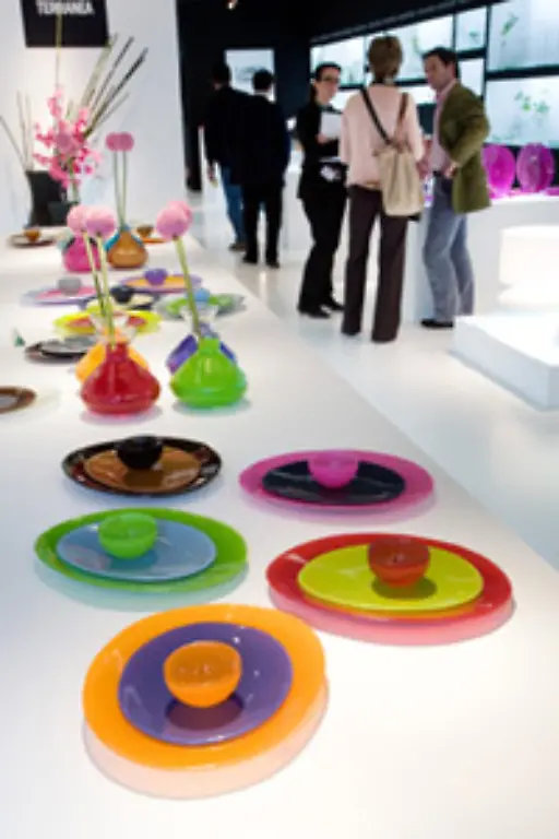 Modern-gedeckter-Tisch-in-mediterranem-Flair