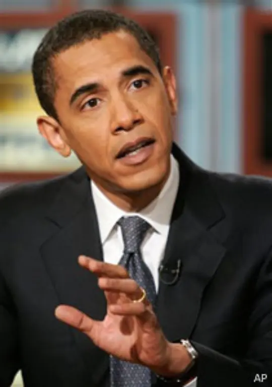 Doch-Obama-kehrt-1992-nach-Chicago-zurueck-wo-er-bis-heute-lebt-Ab-1993-arbeitet-er-in-einer-auf-Buergerrechte-spezialisierten-Anwaltskanzlei