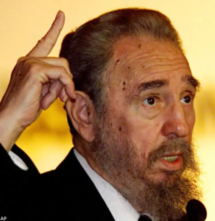 Meine-elementare-Pflicht-ist-es-nicht-mich-an-die-Aemter-zu-klammern-und-noch-viel-weniger-moechte-ich-den-Juengeren-den-Weg-versperren-versicherte-Castro-erst-juengst