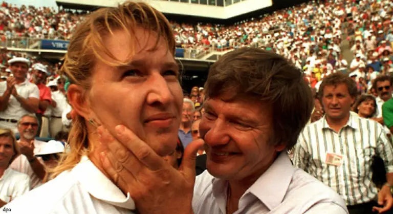 Sie-konnte-glaubhaft-erklaeren-nicht-von-den-Finanzgeschaeften-ihres-Vaters-gewusst-zu-haben