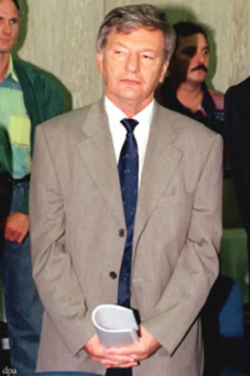 Das-Urteil-Eine-Haftstrafe-von-3-Jahren-und-neun-Monaten