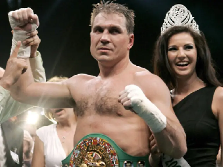 und-Oleg-Maskajew-Russland-WBA-Der-boxt-am-8-Maerz-gegen-Samuel-Peter-Der-Sieger-soll-dann-gegen-Ex-Weltmeister-Witali-Klitschko-antreten