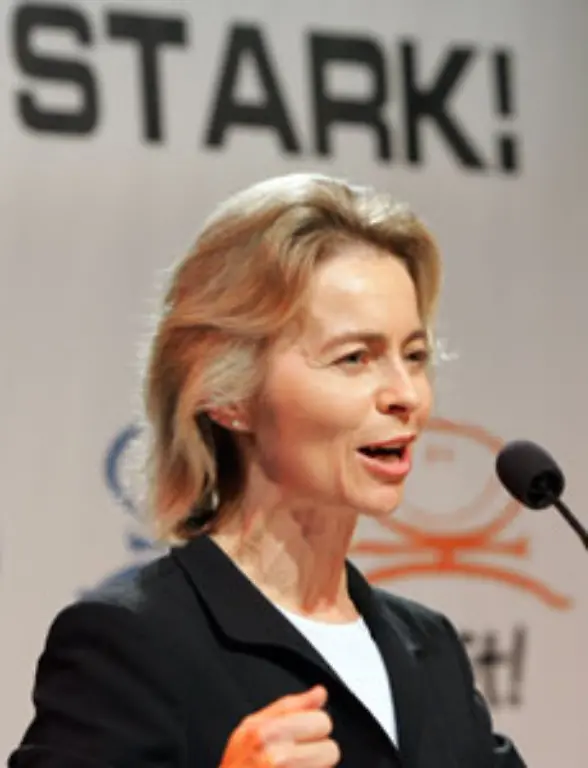 Abi-mit-1-0-Medizin-Studium-Ministerin-verheiratet-sieben-Kinder-auf-allen-Hochzeiten-tanzen-ueberall-brillieren-da-bekommt-der-Normalo-Angstgefuehle-und-Panikattacken