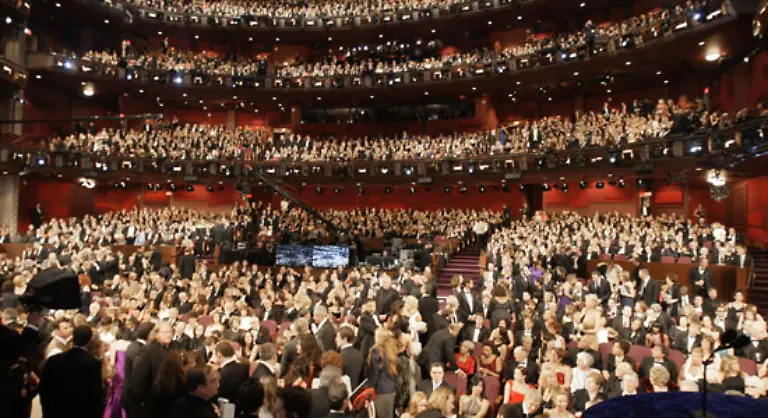Doch-insgesamt-hatten-Schauspieler-und-Kreative-aus-Europa-in-der-80-Oscar-Nacht-in-vielen-Kategorien-die-Nase-vorn