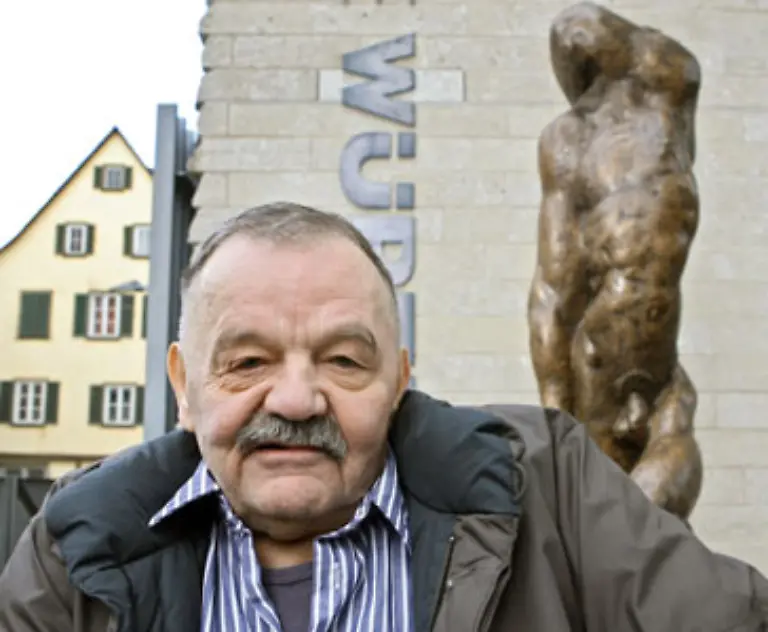 Es-stoert-ihn-nie-unbequem-zu-sein-Im-Gegenteil
