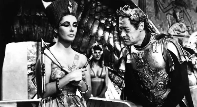 Julius-Caesar-uebernahm-dies-in-seinen-spaeter-so-genannten-Julianischen-Kalender-der-bis-ins-Mittelalter-beibehalten-wurde