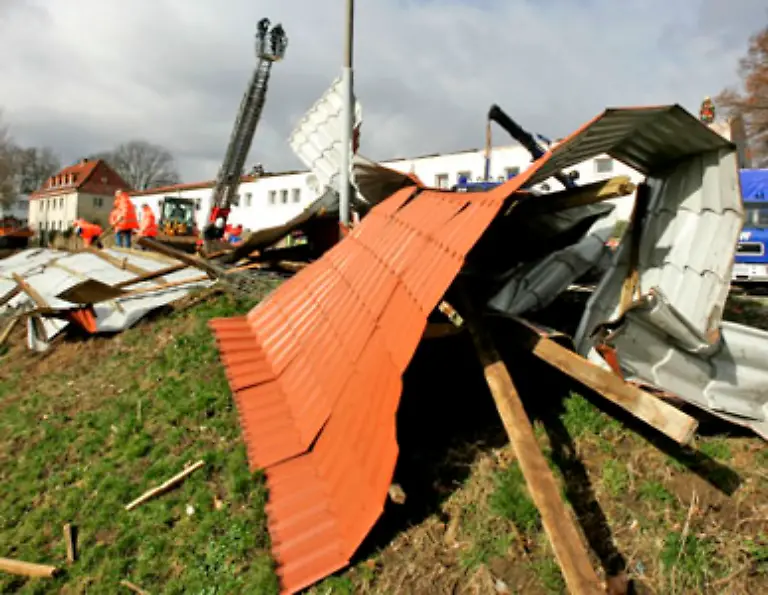 Sie-erleiden-nur-leichte-Verletzungen